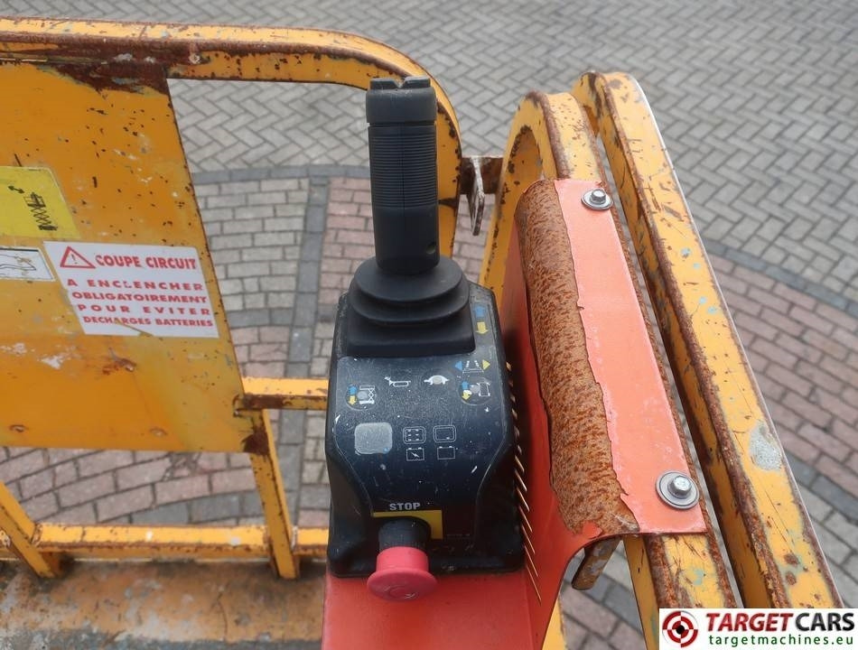 Crédit-bail de Genie GS-3246 Electric Scissor Work Lift 1175cm DEFECT  Genie GS-3246 Electric Scissor Work Lift 1175cm DEFECT: photos 13