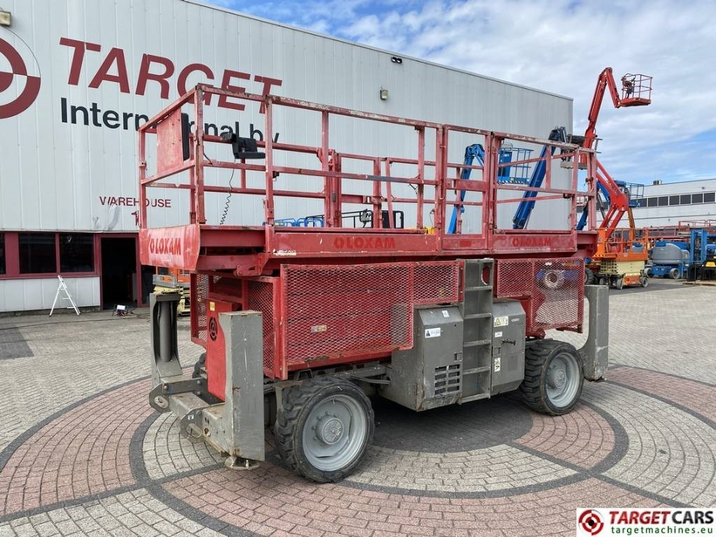 Genie GS-4390RT Diesel 4x4 Scissor Work Lift 1511cm - Nacelle ciseaux: photos 1 Genie GS-4390RT Diesel 4x4 Scissor Work Lift 1511cm - Nacelle ciseaux: photos 1