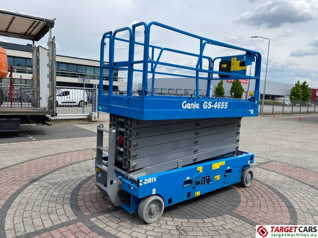 Genie GS-4655 Electric E-Drive Scissor Work Lift 1595cm - Nacelle ciseaux: photos 3 Genie GS-4655 Electric E-Drive Scissor Work Lift 1595cm - Nacelle ciseaux: photos 3