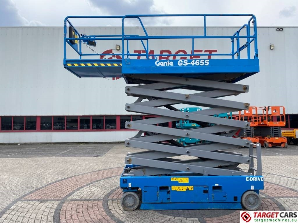 Genie GS-4655 Electric E-Drive Scissor Work Lift 1595cm - Nacelle ciseaux: photos 5 Genie GS-4655 Electric E-Drive Scissor Work Lift 1595cm - Nacelle ciseaux: photos 5