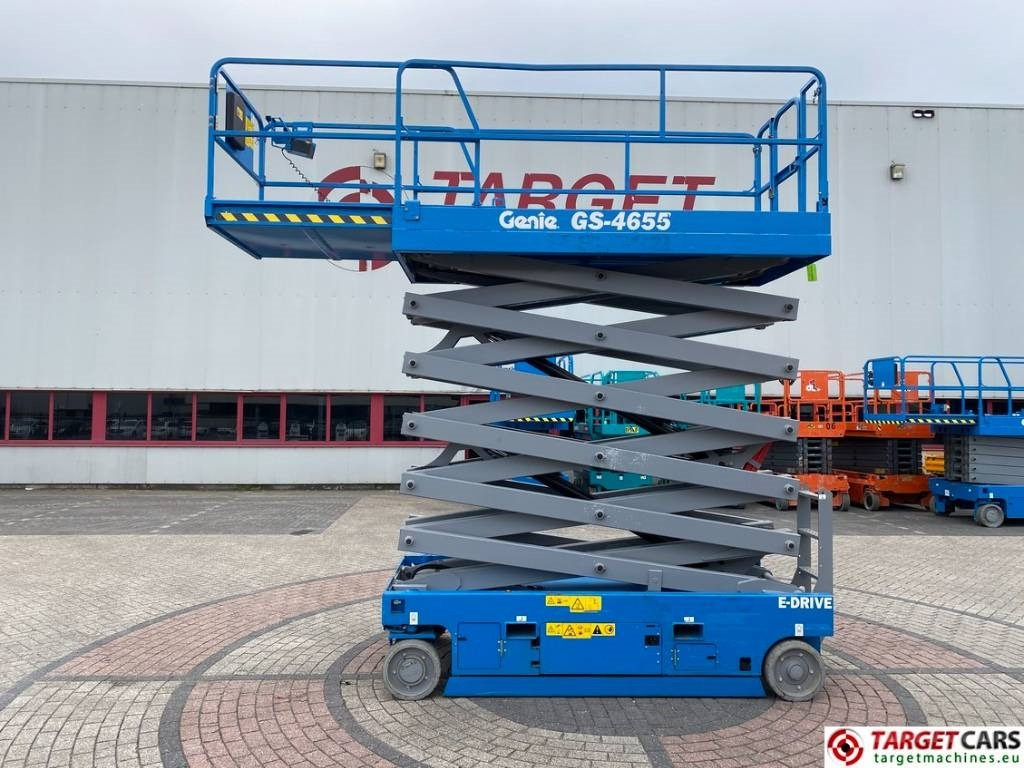 Genie GS-4655 Electric E-Drive Scissor Work Lift 1595cm - Nacelle ciseaux: photos 5 Genie GS-4655 Electric E-Drive Scissor Work Lift 1595cm - Nacelle ciseaux: photos 5