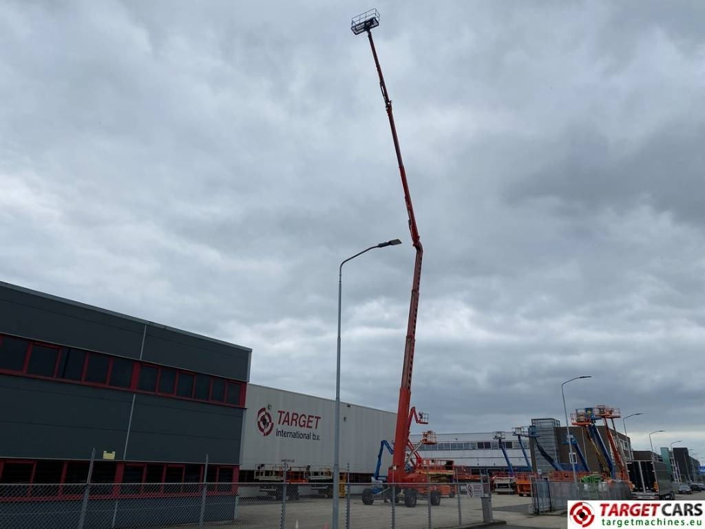 Genie Z-135/70 Articulated 4x4x4 Diesel Boom Lift 4315cm  - Nacelle articulée: photos 5 Genie Z-135/70 Articulated 4x4x4 Diesel Boom Lift 4315cm  - Nacelle articulée: photos 5