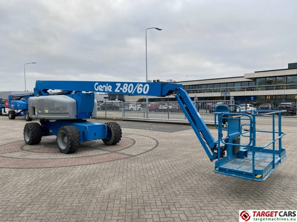 Genie Z-80/60 Articulated 4x4x4 Diesel Boom Lift 2577cm - Nacelle articulée: photos 2 Genie Z-80/60 Articulated 4x4x4 Diesel Boom Lift 2577cm - Nacelle articulée: photos 2