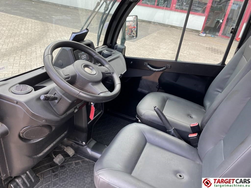 Goupil G4 Electric UTV Closed Box Utility Van - Fourgon grand volume, Utilitaire électrique: photos 5 Goupil G4 Electric UTV Closed Box Utility Van - Fourgon grand volume, Utilitaire électrique: photos 5