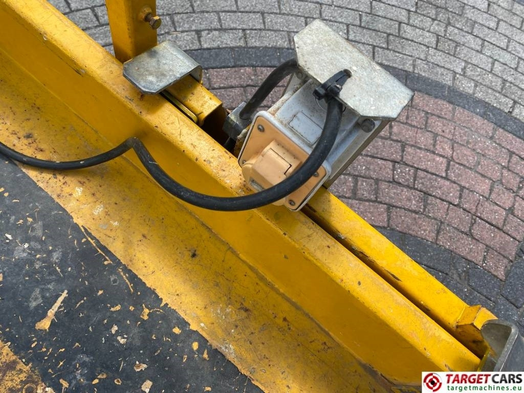 Nacelle ciseaux Haulotte Compact 8 Electric Scissor Work Lift 818cm: photos 15