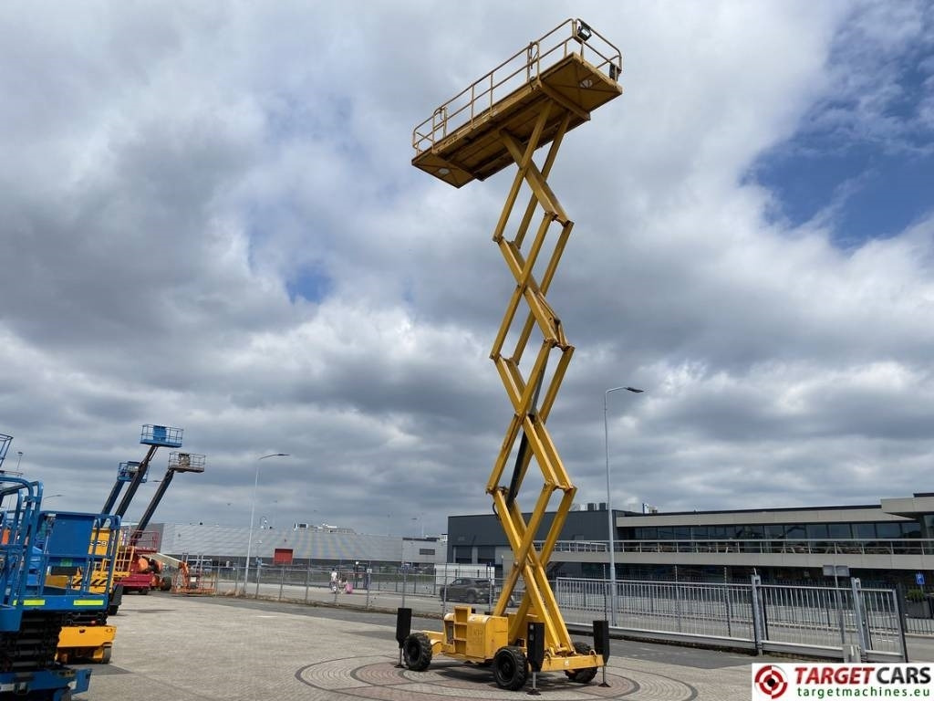 Crédit-bail de Haulotte H15SXNT Diesel H15SX 4x4 Scissor Work Lift 1500cm  Haulotte H15SXNT Diesel H15SX 4x4 Scissor Work Lift 1500cm: photos 7