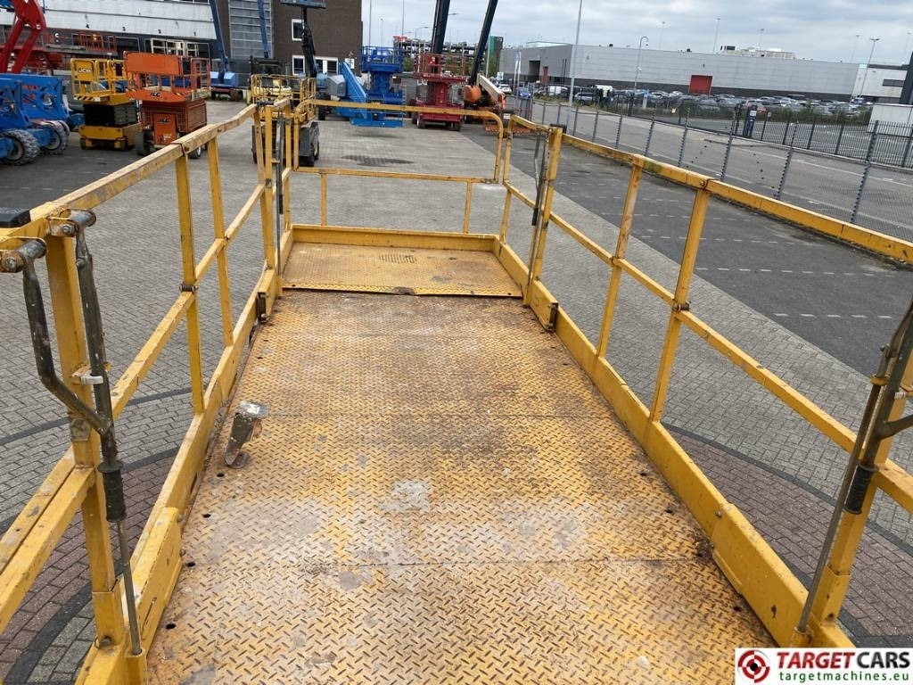 Crédit-bail de Haulotte H15SXNT Diesel H15SX 4x4 Scissor Work Lift 1500cm  Haulotte H15SXNT Diesel H15SX 4x4 Scissor Work Lift 1500cm: photos 8