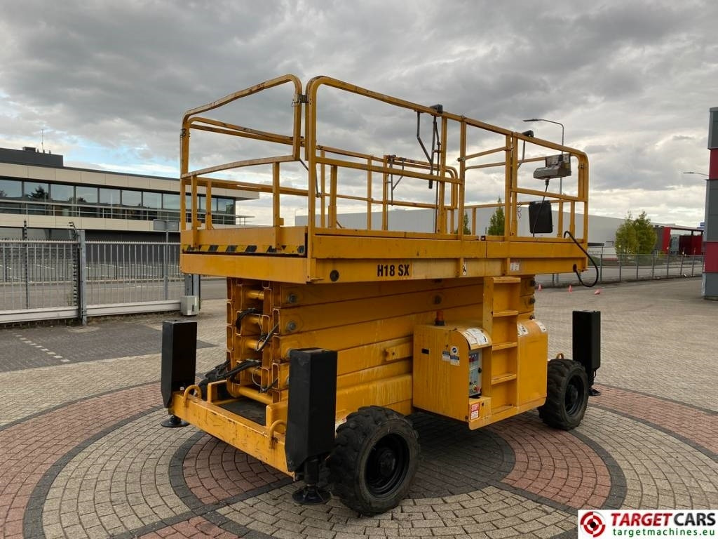 Haulotte H18SDX Diesel H18SX Scissor 4x4 Work Lift 1800cm - Nacelle ciseaux: photos 3 Haulotte H18SDX Diesel H18SX Scissor 4x4 Work Lift 1800cm - Nacelle ciseaux: photos 3