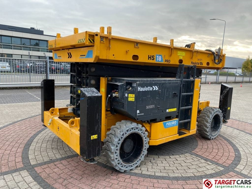 Haulotte HS18E PRO HyBrid 4x4 Scissor Work Lift 1800cm - Nacelle ciseaux: photos 3 Haulotte HS18E PRO HyBrid 4x4 Scissor Work Lift 1800cm - Nacelle ciseaux: photos 3