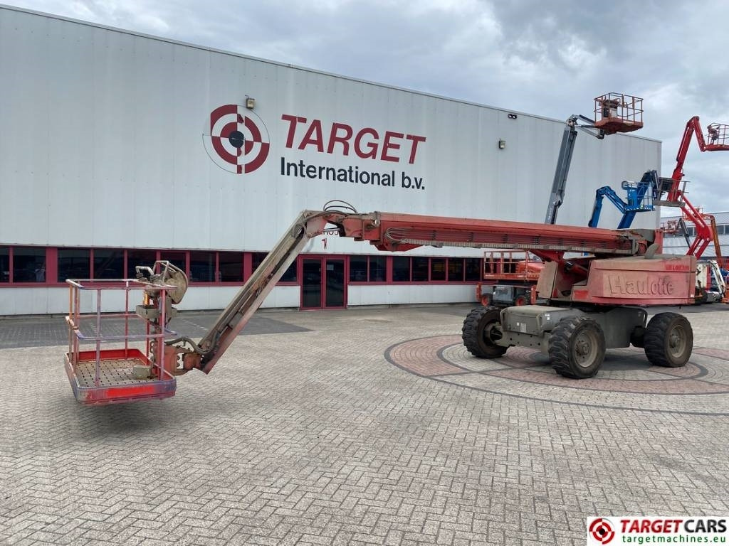 Haulotte HT23RTJ Telescopic 4x4x4 Diesel Boom Lift 2260cm - Nacelle télescopique: photos 1 Haulotte HT23RTJ Telescopic 4x4x4 Diesel Boom Lift 2260cm - Nacelle télescopique: photos 1