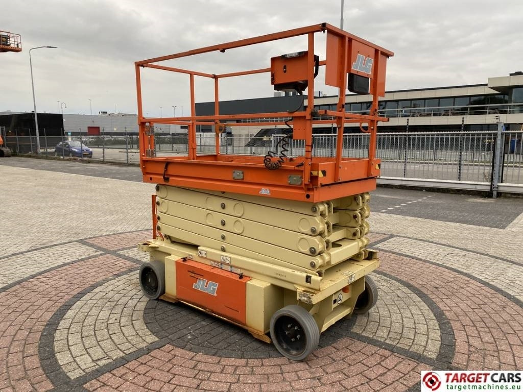 JLG 10RS Electric Scissor Work Lift 1175cm - Nacelle ciseaux: photos 2 JLG 10RS Electric Scissor Work Lift 1175cm - Nacelle ciseaux: photos 2