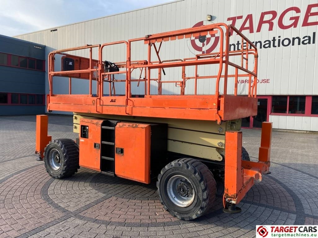 JLG 330LRT Diesel 4x4 Scissor Work Lift 1200cm - Nacelle ciseaux: photos 4 JLG 330LRT Diesel 4x4 Scissor Work Lift 1200cm - Nacelle ciseaux: photos 4