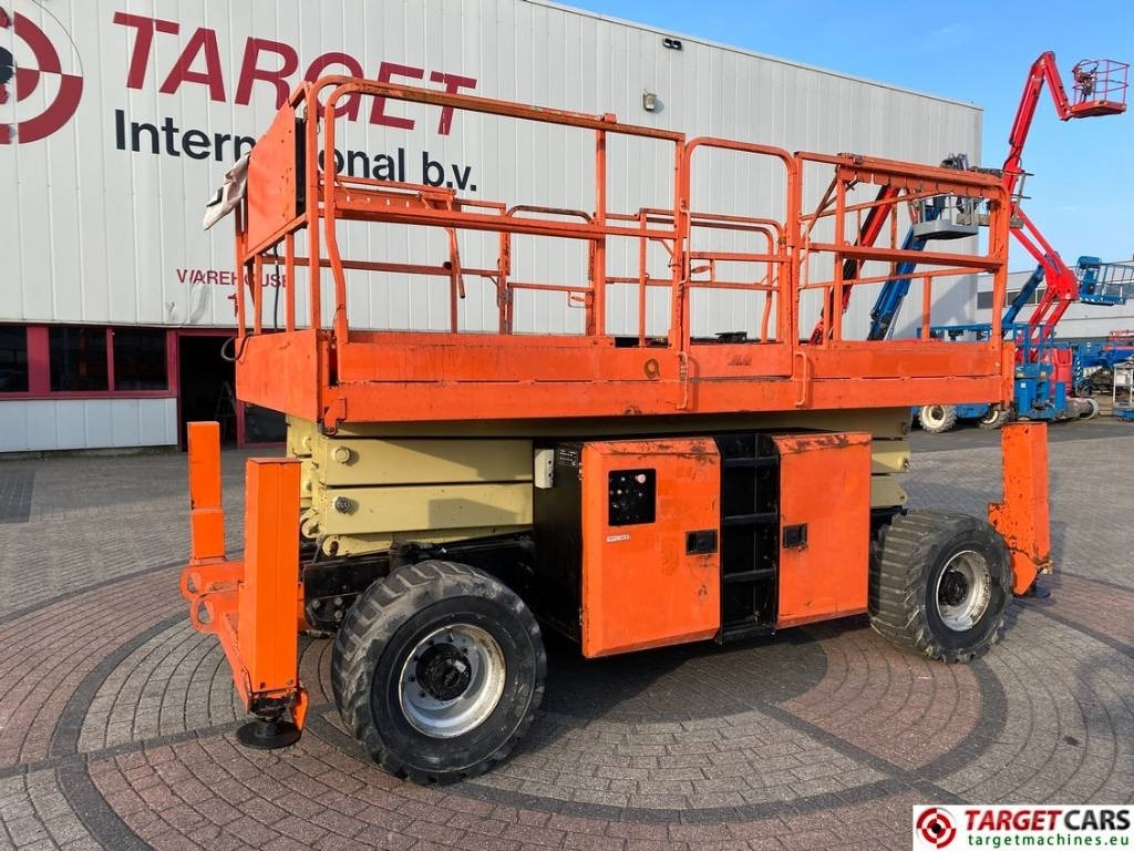 JLG 330LRT Diesel 4x4 Scissor Work Lift 1200cm - Nacelle ciseaux: photos 1 JLG 330LRT Diesel 4x4 Scissor Work Lift 1200cm - Nacelle ciseaux: photos 1