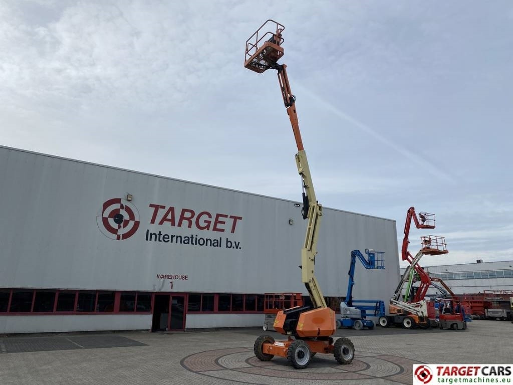 JLG 340AJ Articulated 4x4 Diesel Boom Work Lift 1233cm  - Nacelle articulée: photos 5 JLG 340AJ Articulated 4x4 Diesel Boom Work Lift 1233cm  - Nacelle articulée: photos 5