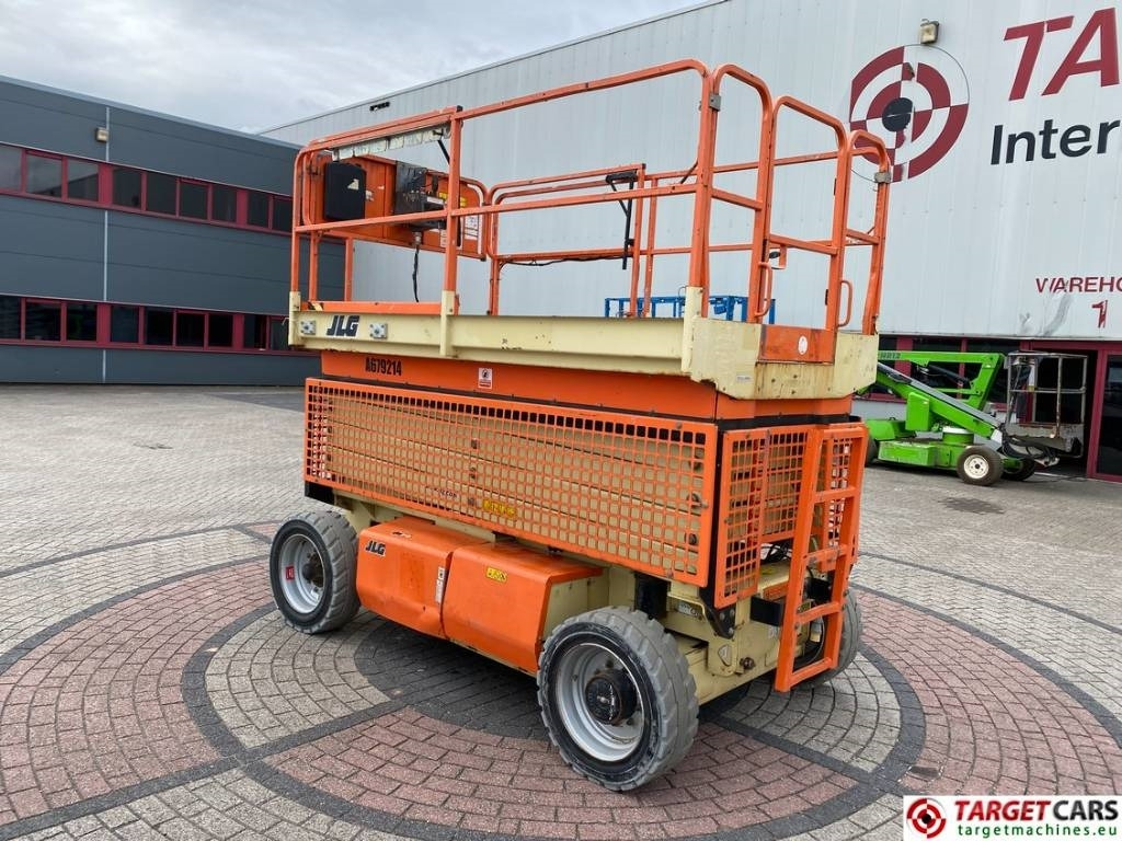 JLG 4069LE Electric Scissor Work Lift 1419cm - Nacelle ciseaux: photos 4 JLG 4069LE Electric Scissor Work Lift 1419cm - Nacelle ciseaux: photos 4