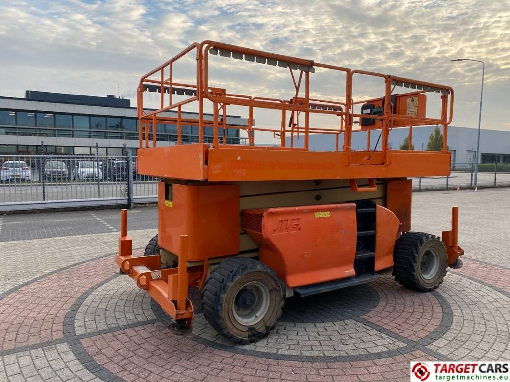 JLG 4394RT Diesel 4x4 Scissor Work Lift 1511cm - Nacelle ciseaux: photos 3 JLG 4394RT Diesel 4x4 Scissor Work Lift 1511cm - Nacelle ciseaux: photos 3