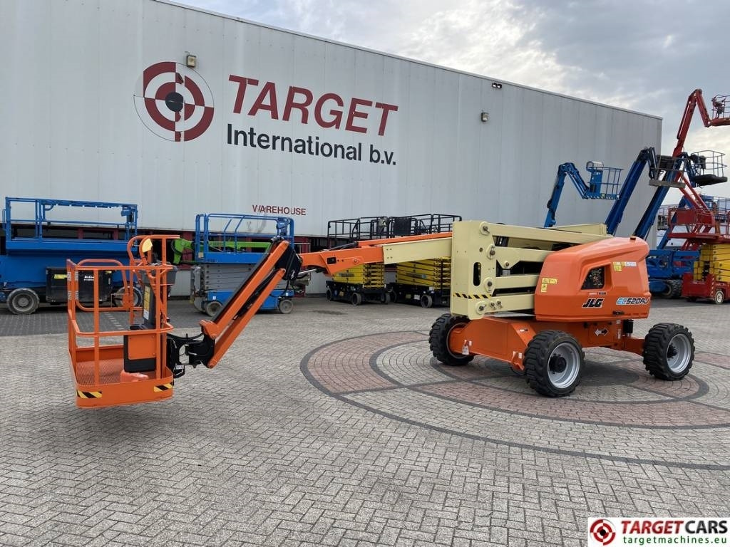 JLG EC520AJ Electric Articulated Boom Work Lift 1800cm  - Nacelle articulée: photos 1 JLG EC520AJ Electric Articulated Boom Work Lift 1800cm  - Nacelle articulée: photos 1