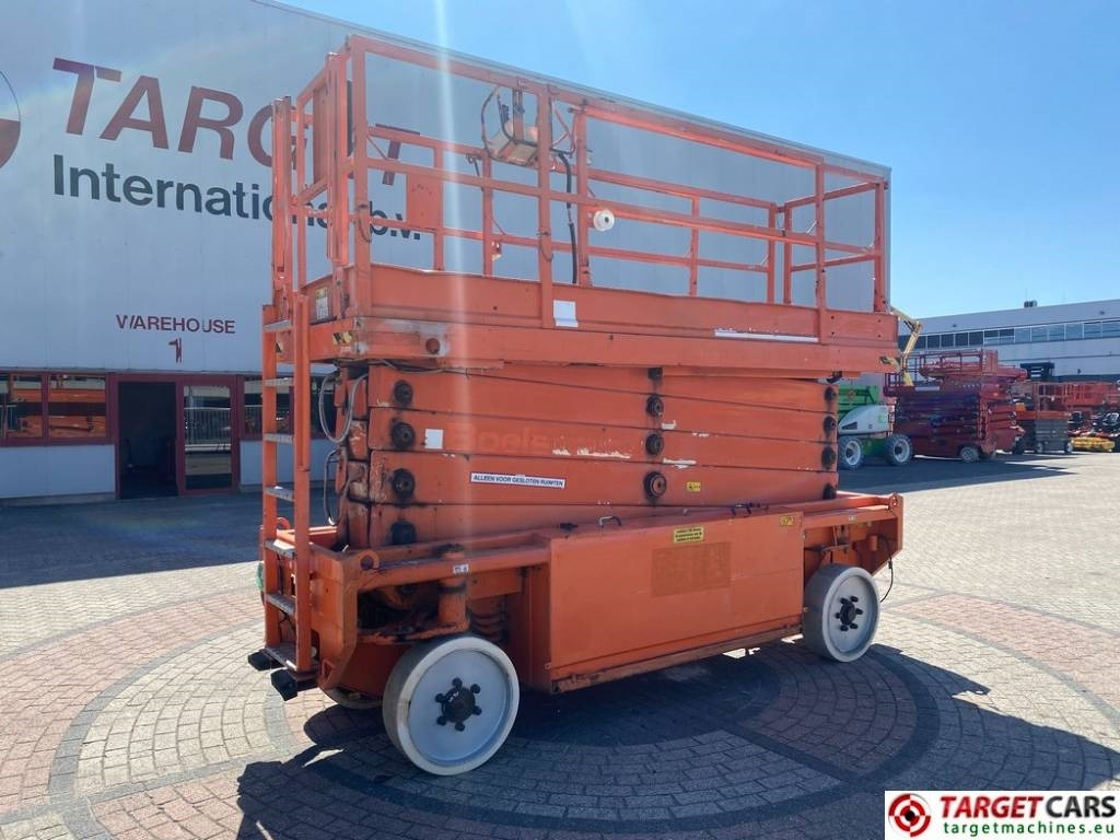 JLG Liftlux 153-12 Electric Scissor Work Lift 1730cm - Nacelle ciseaux: photos 1 JLG Liftlux 153-12 Electric Scissor Work Lift 1730cm - Nacelle ciseaux: photos 1