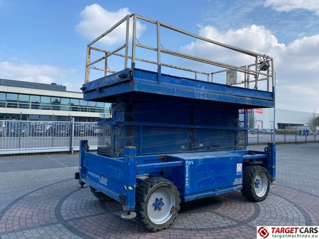 JLG Liftlux 203-24 Diesel 4x4 Scissor Work Lift 2230cm - Nacelle ciseaux: photos 3 JLG Liftlux 203-24 Diesel 4x4 Scissor Work Lift 2230cm - Nacelle ciseaux: photos 3