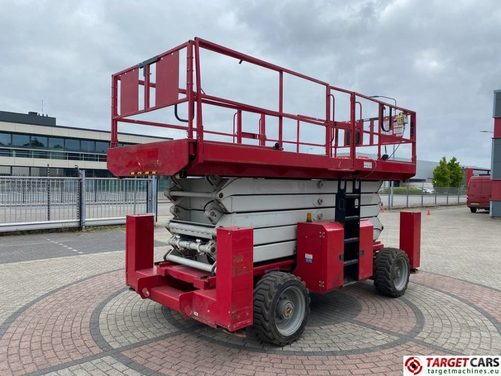MEC 6092RT Diesel 4x4 Scissor Work Lift 2020cm - Nacelle ciseaux: photos 3 MEC 6092RT Diesel 4x4 Scissor Work Lift 2020cm - Nacelle ciseaux: photos 3