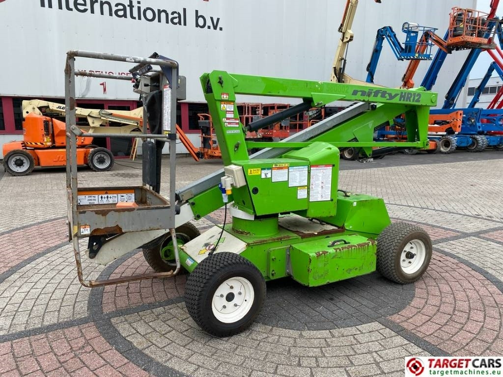 Niftylift HR12NDE Articulated HyBrid Boom Work Lift 1220cm - Nacelle articulée: photos 1 Niftylift HR12NDE Articulated HyBrid Boom Work Lift 1220cm - Nacelle articulée: photos 1