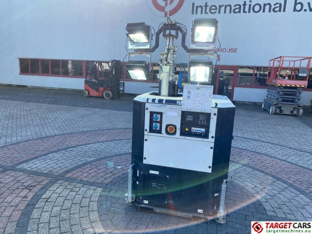 SMC SL80 Tower Light SL80K 4x 300W LED - Mat d'éclairage: photos 5 SMC SL80 Tower Light SL80K 4x 300W LED - Mat d'éclairage: photos 5
