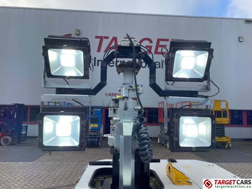 Mat d'éclairage SMC SL80 Tower Light SL80K 4x300W Led: photos 24