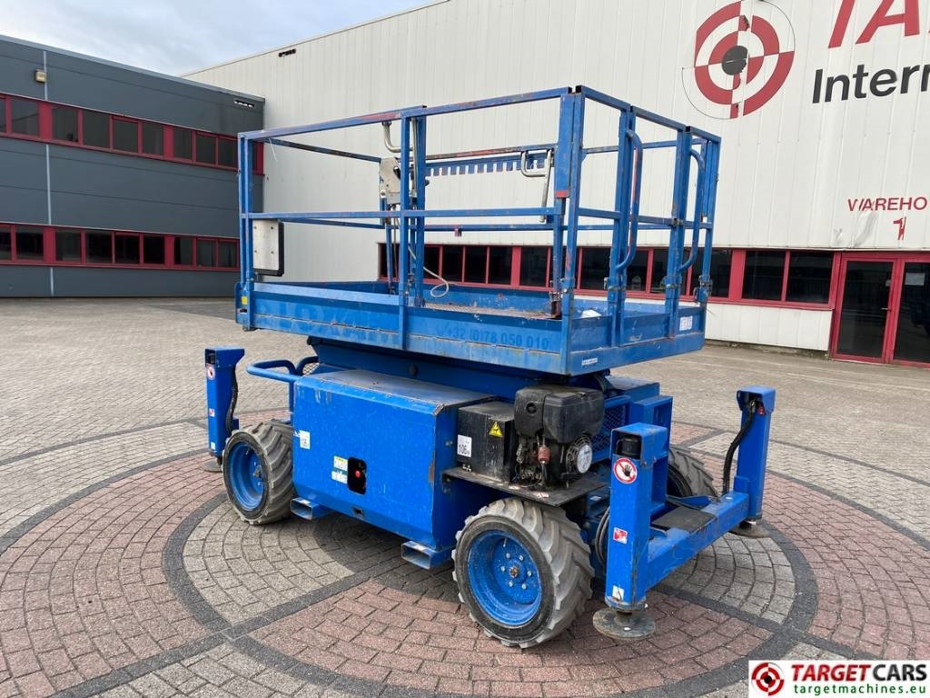 SkyJack SJ6832 RTE HyBrid 4x4 Scissor Work Lift 1175cm - Nacelle ciseaux: photos 4 SkyJack SJ6832 RTE HyBrid 4x4 Scissor Work Lift 1175cm - Nacelle ciseaux: photos 4