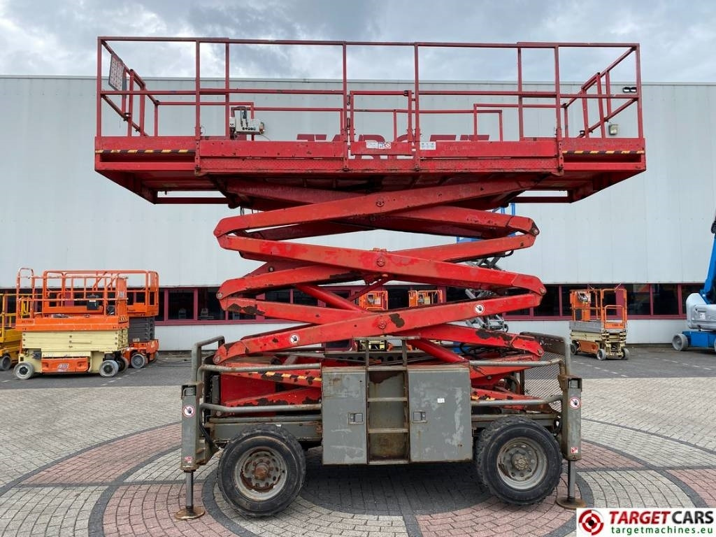 SkyJack SJ8841RT Diesel 4x4 Scissor Work Lift 1430cm - Nacelle ciseaux: photos 5 SkyJack SJ8841RT Diesel 4x4 Scissor Work Lift 1430cm - Nacelle ciseaux: photos 5