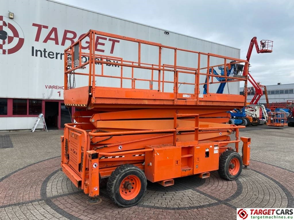 SkyJack SJ9250 RT Diesel 4x4 Scissor Work Lift 1720cm  - Nacelle ciseaux: photos 1 SkyJack SJ9250 RT Diesel 4x4 Scissor Work Lift 1720cm  - Nacelle ciseaux: photos 1
