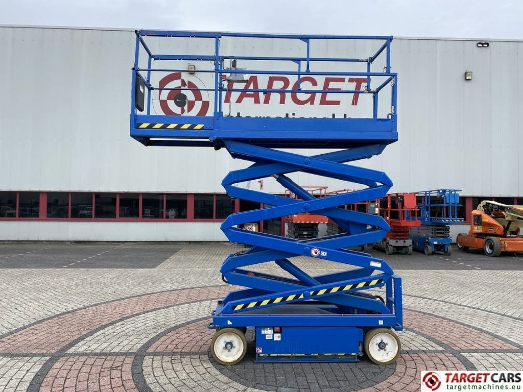 SkyJack SJIII-3226 Electric 3226 Scissor Work Lift 990cm - Nacelle ciseaux: photos 5 SkyJack SJIII-3226 Electric 3226 Scissor Work Lift 990cm - Nacelle ciseaux: photos 5