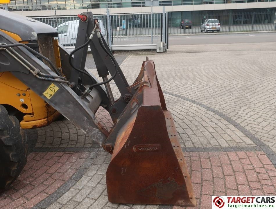 Tractopelle Volvo BL60B Backhoe 4x4 Loader: photos 16 Tractopelle Volvo BL60B Backhoe 4x4 Loader: photos 16