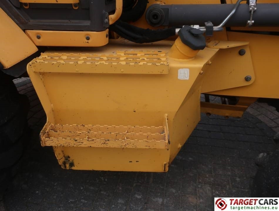 Tractopelle Volvo BL60B Backhoe 4x4 Loader: photos 30 Tractopelle Volvo BL60B Backhoe 4x4 Loader: photos 30