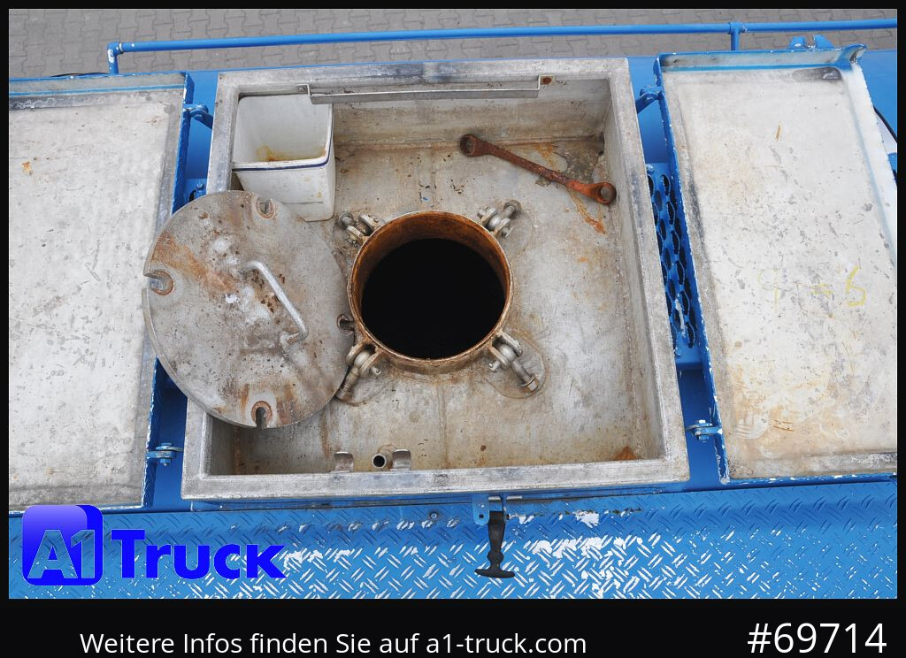 HENDRICKS,GOCH ca 32m³ Vogelsang Pumpe Gülle Sickerwasser - Semi-remorque citerne: photos 4 HENDRICKS,GOCH ca 32m³ Vogelsang Pumpe Gülle Sickerwasser - Semi-remorque citerne: photos 4