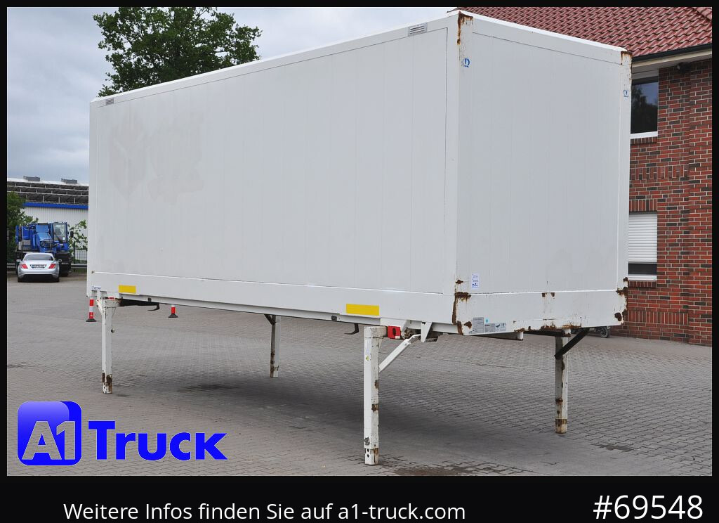 KRONE WB BDF 7,45 Koffer, 2750mm innen, 20 x vorhanden - Carrosserie fourgon: photos 1 KRONE WB BDF 7,45 Koffer, 2750mm innen, 20 x vorhanden - Carrosserie fourgon: photos 1