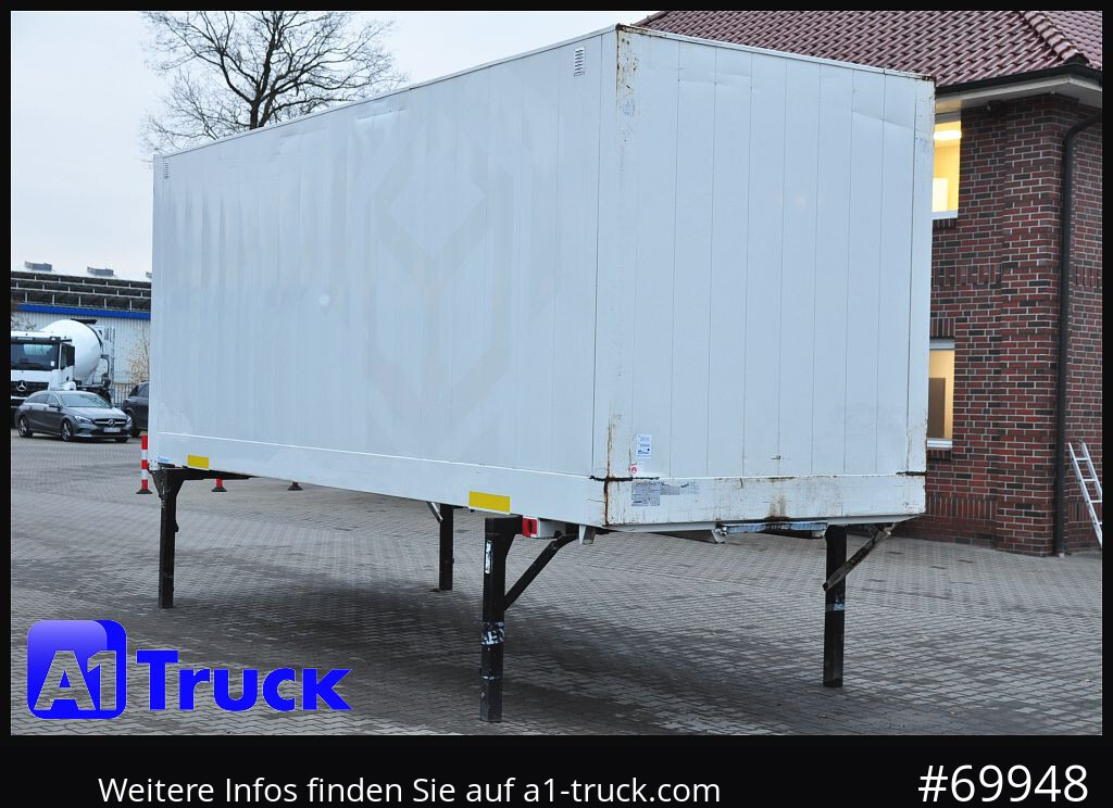 KRONE WB BDF 7,45 Koffer, 2800mm innen, Zurrösen - Carrosserie fourgon: photos 1 KRONE WB BDF 7,45 Koffer, 2800mm innen, Zurrösen - Carrosserie fourgon: photos 1