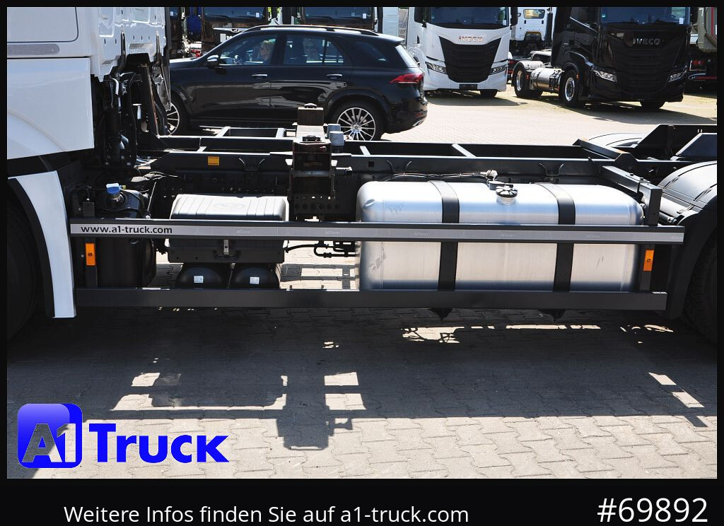 MERCEDES-BENZ 2548, Multi BDF, Wechsler, 7.45-7.82, MIDI, LIftachse - Camion porte-conteneur/ Caisse mobile: photos 2 MERCEDES-BENZ 2548, Multi BDF, Wechsler, 7.45-7.82, MIDI, LIftachse - Camion porte-conteneur/ Caisse mobile: photos 2