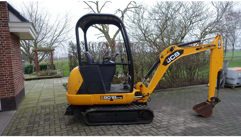 JCB 8018 CTS - Mini grue: photos 3 JCB 8018 CTS - Mini grue: photos 3