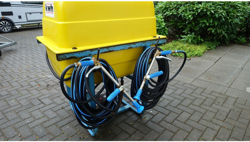 KWH Gedragen veldspuit vatspuit 400 Liter - Pulvérisateur: photos 3 KWH Gedragen veldspuit vatspuit 400 Liter - Pulvérisateur: photos 3