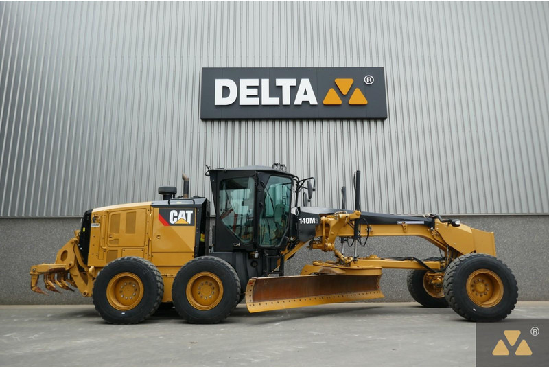 Caterpillar 140M3 - Niveleuse: photos 2 Caterpillar 140M3 - Niveleuse: photos 2