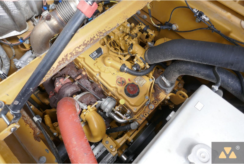 Pelle sur chenille Caterpillar 325F LCR: photos 20