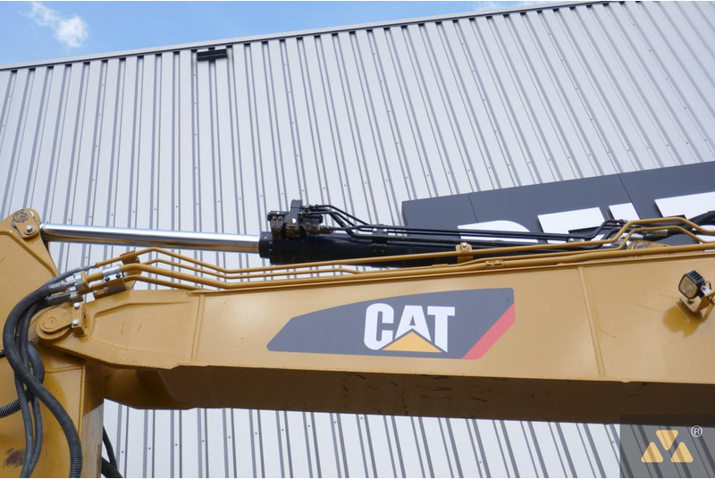 Pelle sur chenille Caterpillar 325F LCR: photos 13
