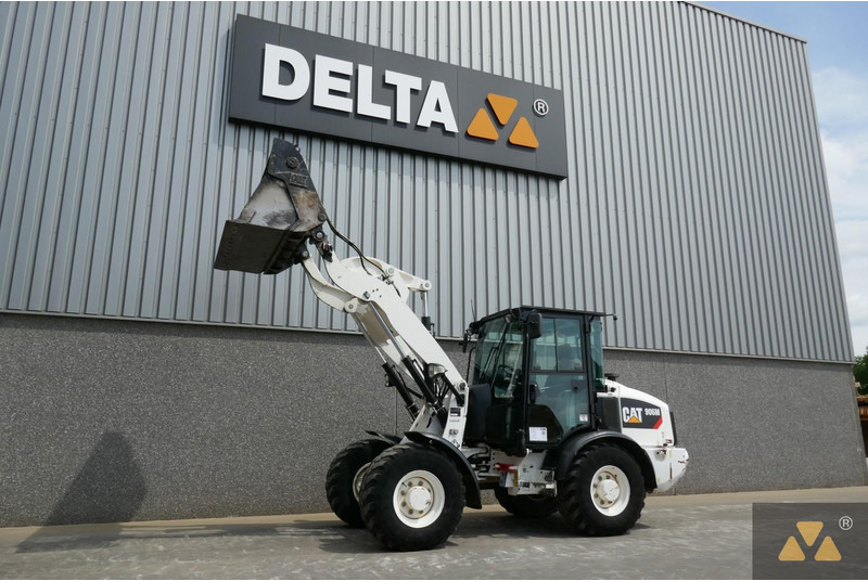 Caterpillar 906M - Chargeuse sur pneus: photos 3 Caterpillar 906M - Chargeuse sur pneus: photos 3