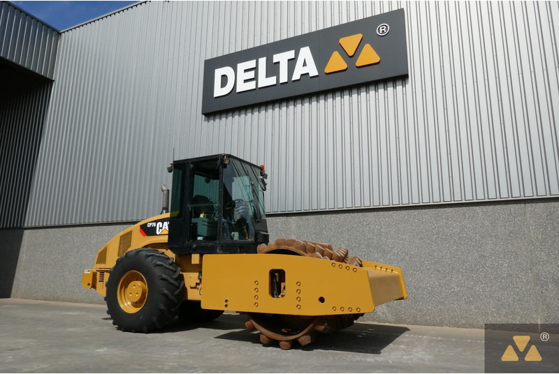 Caterpillar CP76 - Compacteur: photos 3 Caterpillar CP76 - Compacteur: photos 3