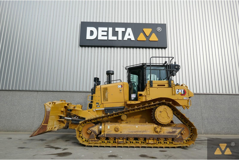 Bulldozer Caterpillar D6 LGP: photos 1