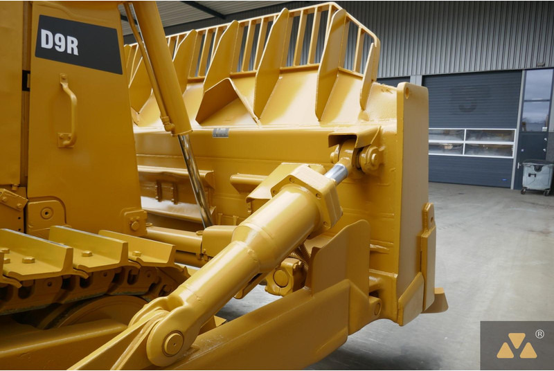 Bulldozer Caterpillar D9R: photos 16