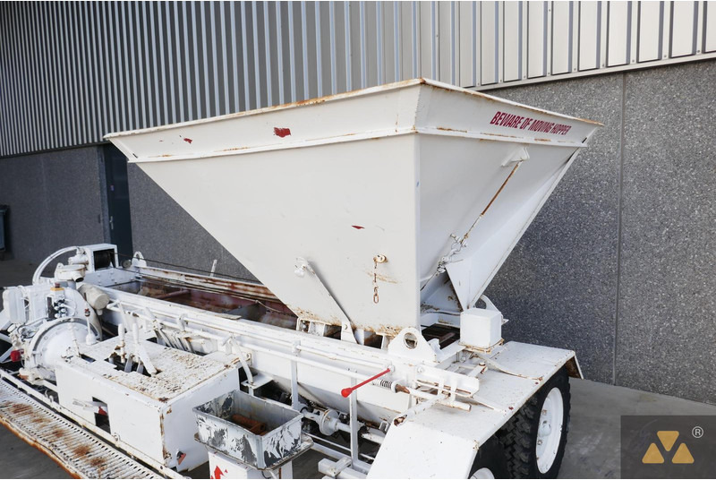 Cartem 12Ft - Engins de chantier: photos 5 Cartem 12Ft - Engins de chantier: photos 5