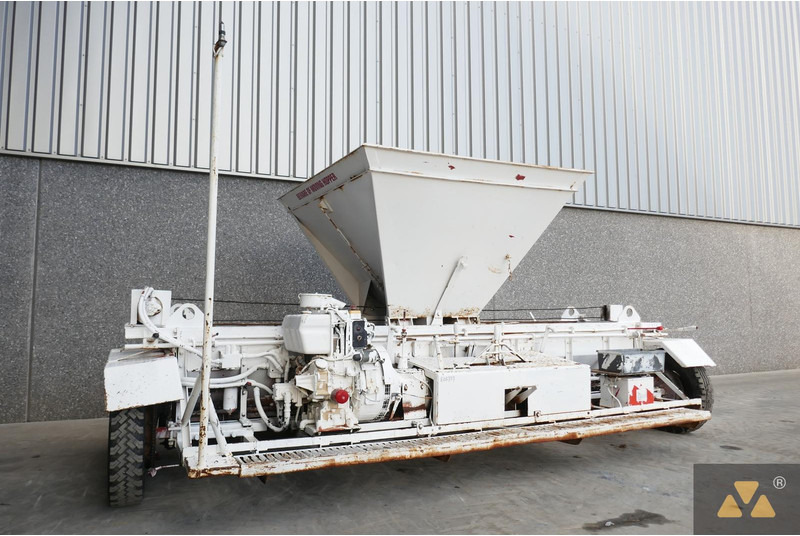 Cartem 12Ft - Engins de chantier: photos 1 Cartem 12Ft - Engins de chantier: photos 1