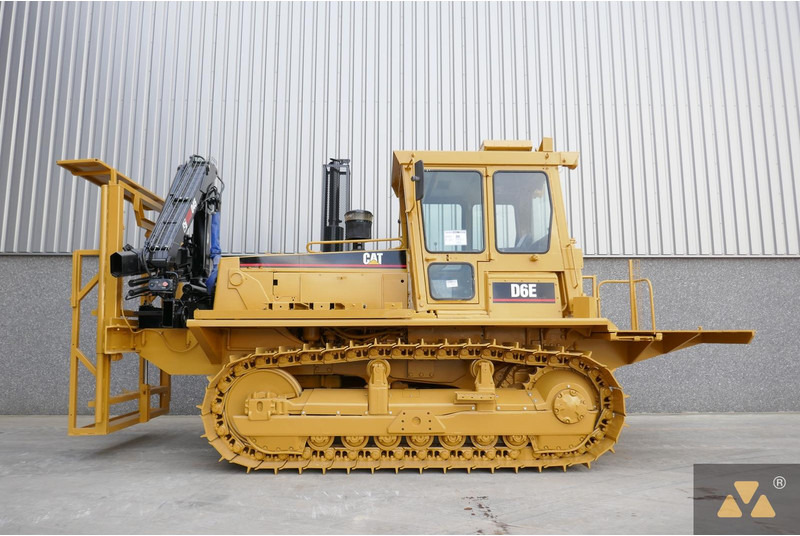 Caterpillar D6E Welding Tractor - Engins de chantier: photos 1 Caterpillar D6E Welding Tractor - Engins de chantier: photos 1