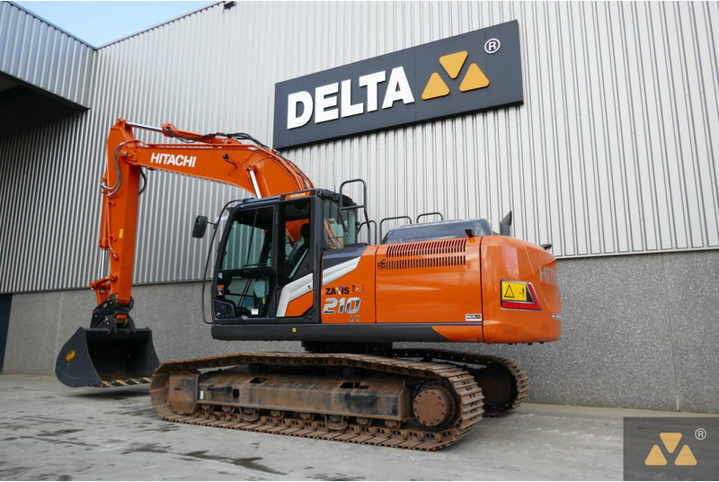 Hitachi ZX210LC-7 - Pelle sur chenille: photos 4 Hitachi ZX210LC-7 - Pelle sur chenille: photos 4